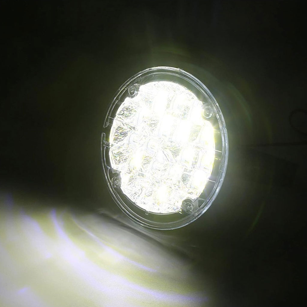 مصابيح ضباب 2 قطع 12V 18 LED لجميع السيارات - الصورة 2