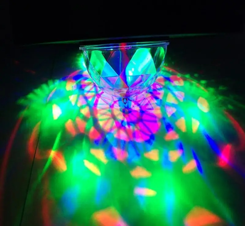 بروجيكتور ألعاب إضاءة ليزر RGB دوّار 6 في 1 مع تأثير ستروبوسكوب - الصورة 3