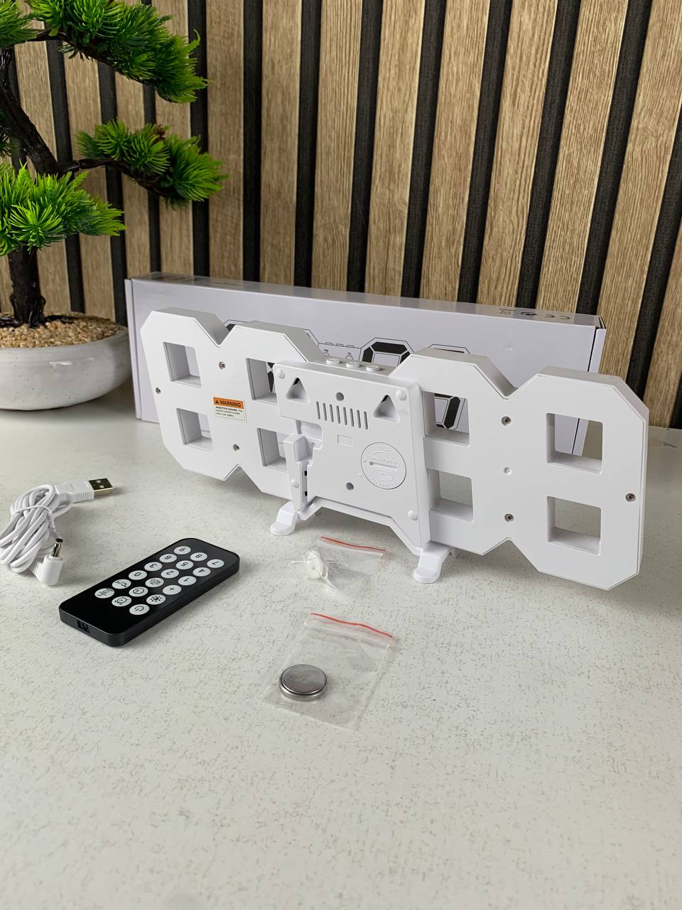 ساعة حائط رقمية LED بيضاء بتصميم ثلاثي الأبعاد – GH0720L 🕒✨ - الصورة 2