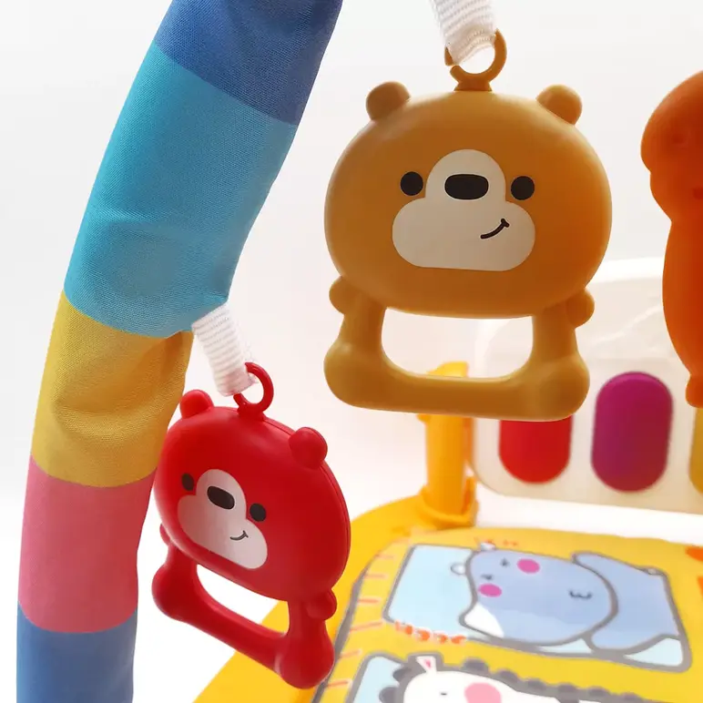 بساط بيانو تفاعلي للرضع مع ألعاب معلّقة وخشخيشات 🧸✨ - الصورة 9